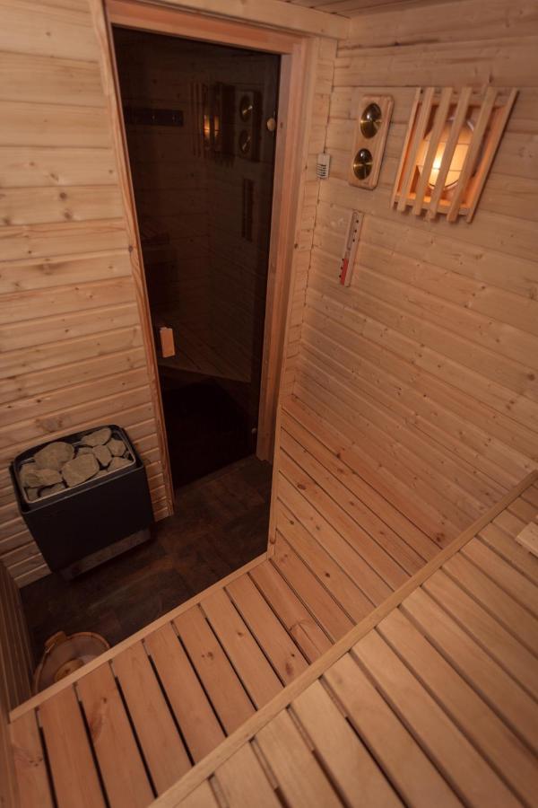 Ilodge Ultra Louth  Exterior photo
